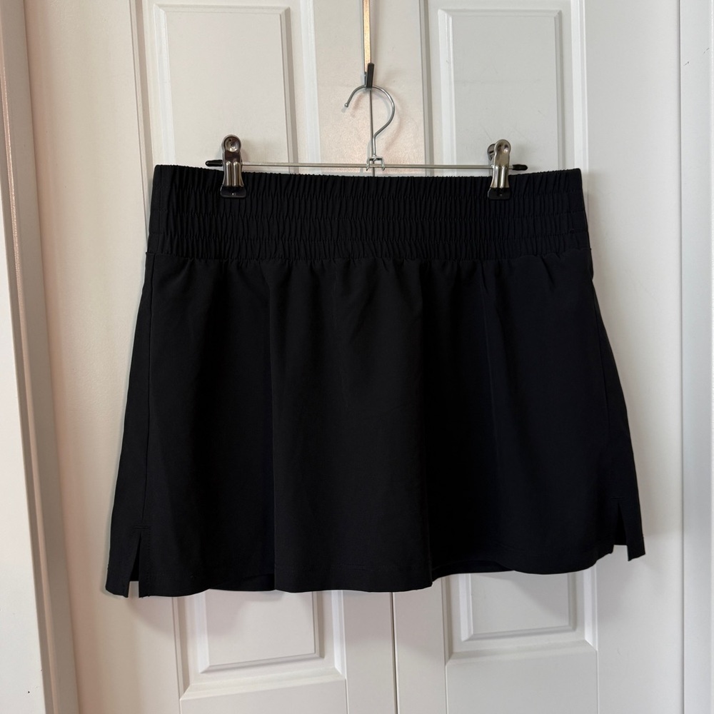 GapFit Black Skort | Medium